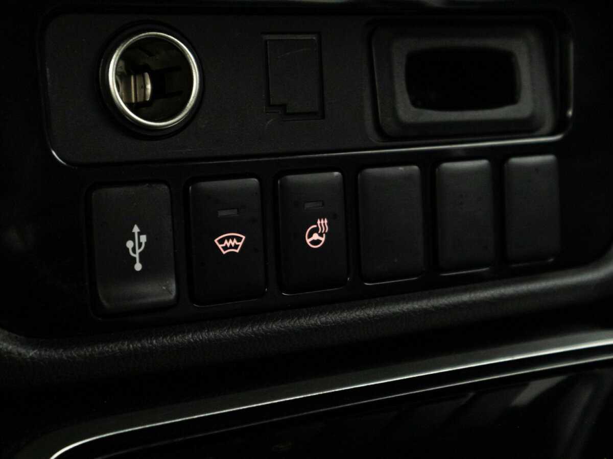 Купить Mitsubishi Outlander с пробегом. Фото: #16