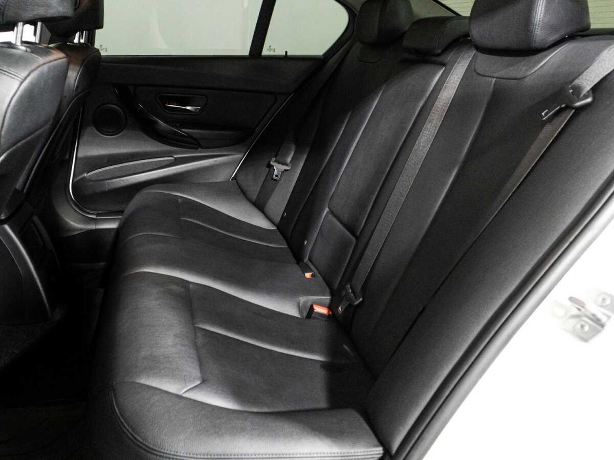 Купить BMW 3 серии с пробегом. Фото: #9