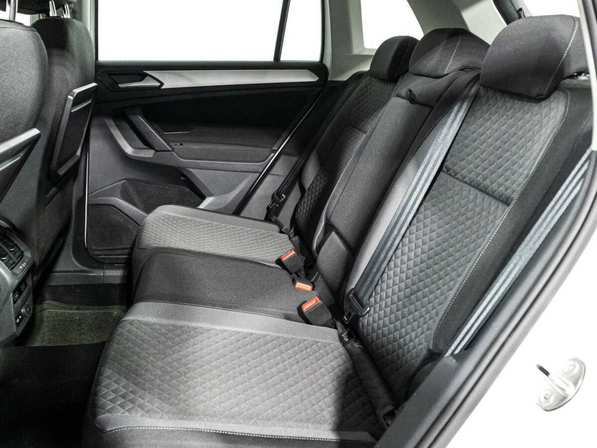 Купить Volkswagen Tiguan с пробегом. Фото: #9