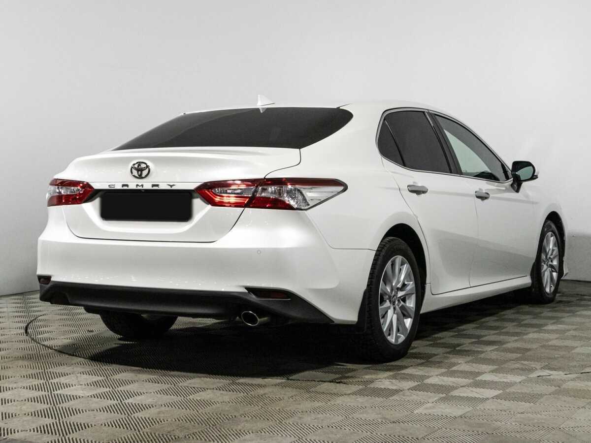 Купить Toyota Camry с пробегом. Фото: #4