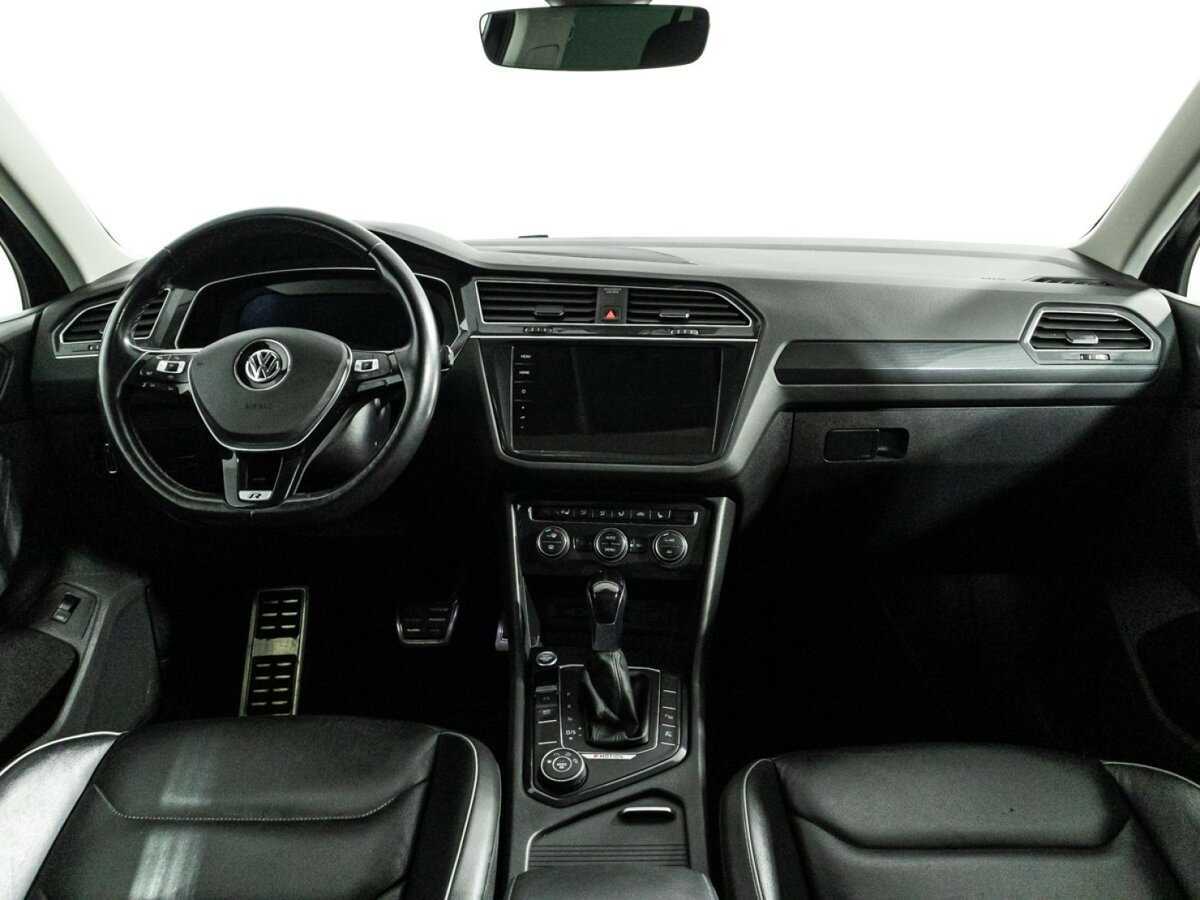 Купить Volkswagen Tiguan с пробегом. Фото: #12