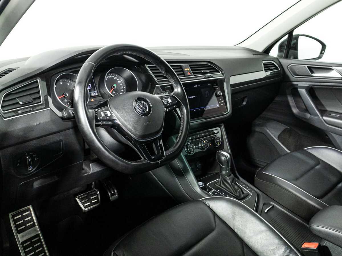 Купить Volkswagen Tiguan с пробегом. Фото: #10