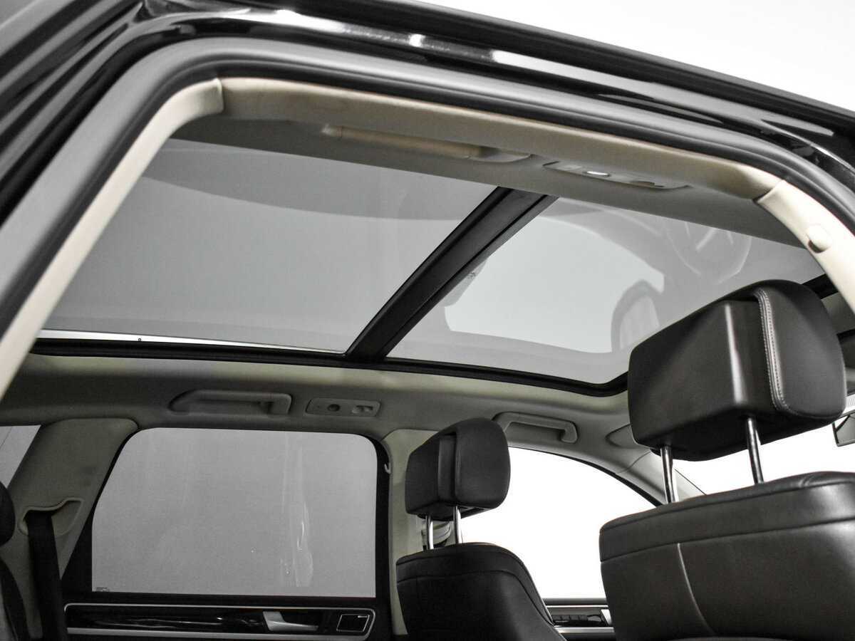 Купить Volkswagen Touareg с пробегом. Фото: #13