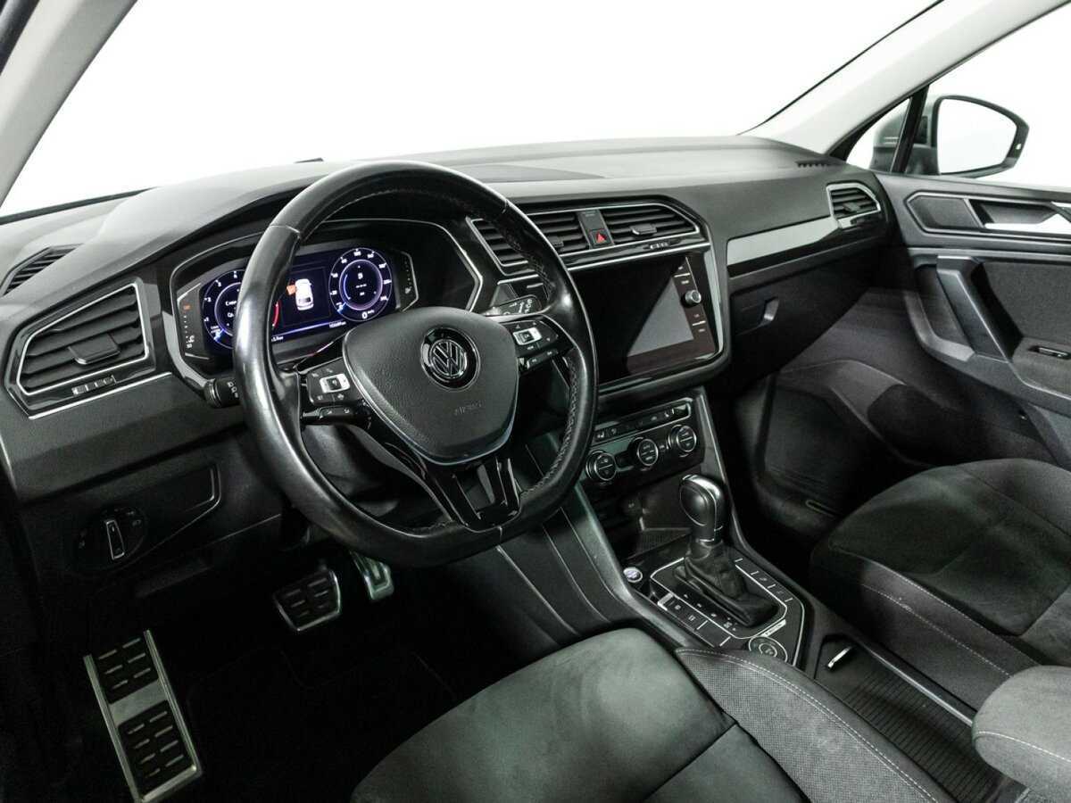 Купить Volkswagen Tiguan с пробегом. Фото: #10
