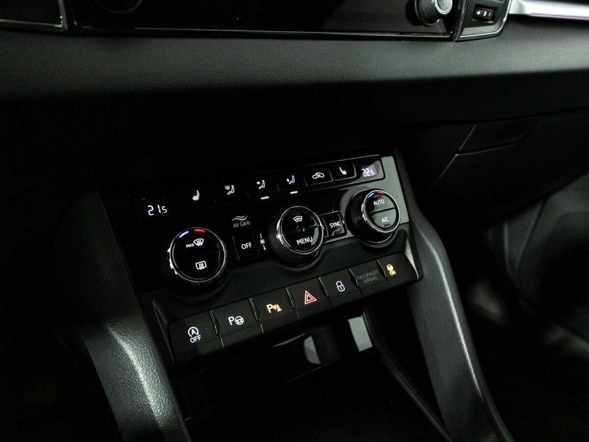 Купить Skoda Karoq с пробегом. Фото: #17