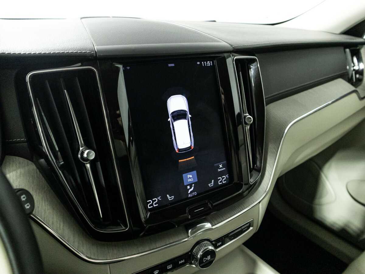 Купить Volvo XC60 с пробегом. Фото: #18