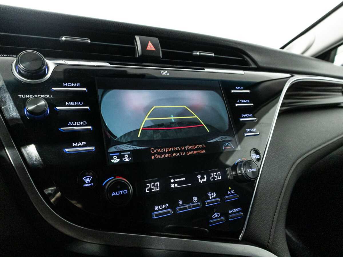 Купить Toyota Camry с пробегом. Фото: #18