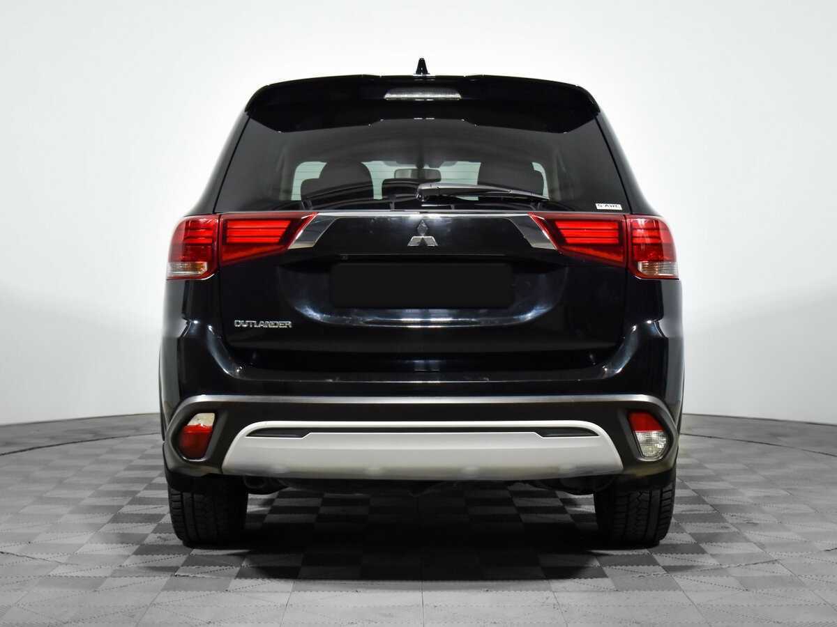 Купить Mitsubishi Outlander с пробегом. Фото: #4