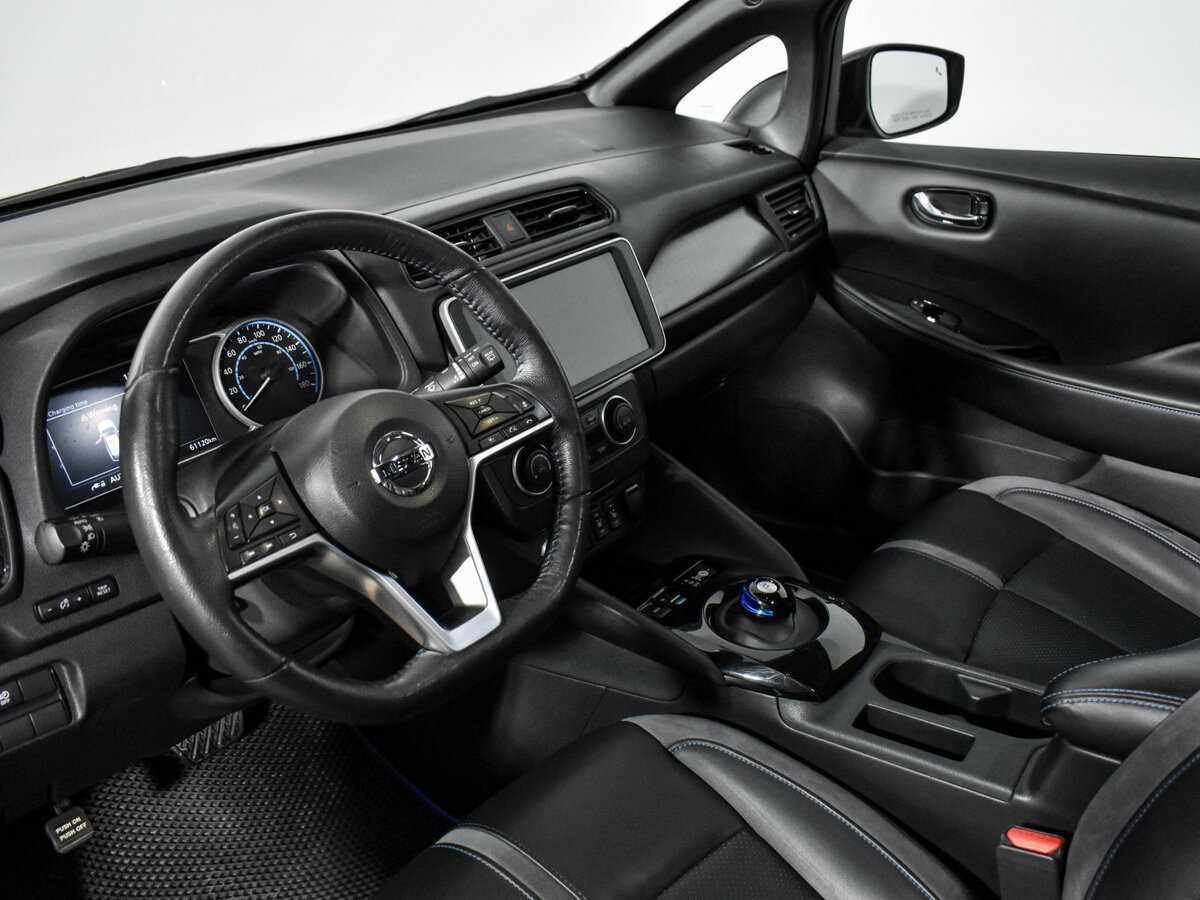 Купить Nissan Leaf с пробегом. Фото: #8