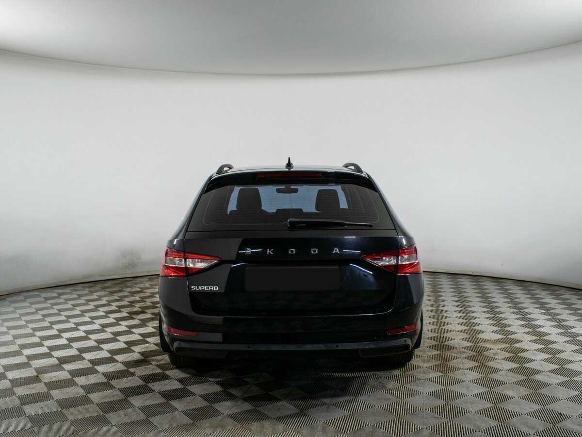 Купить Skoda Superb с пробегом. Фото: #5