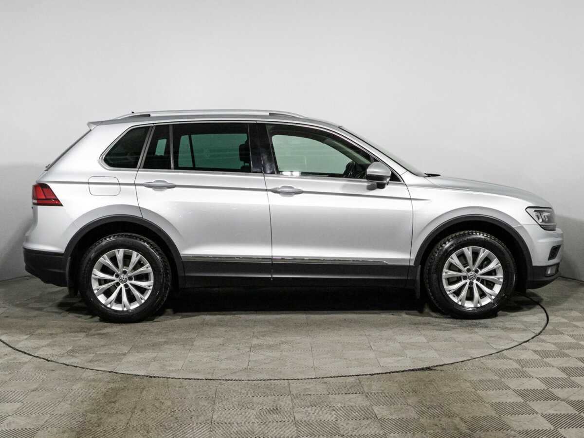 Купить Volkswagen Tiguan с пробегом. Фото: #3