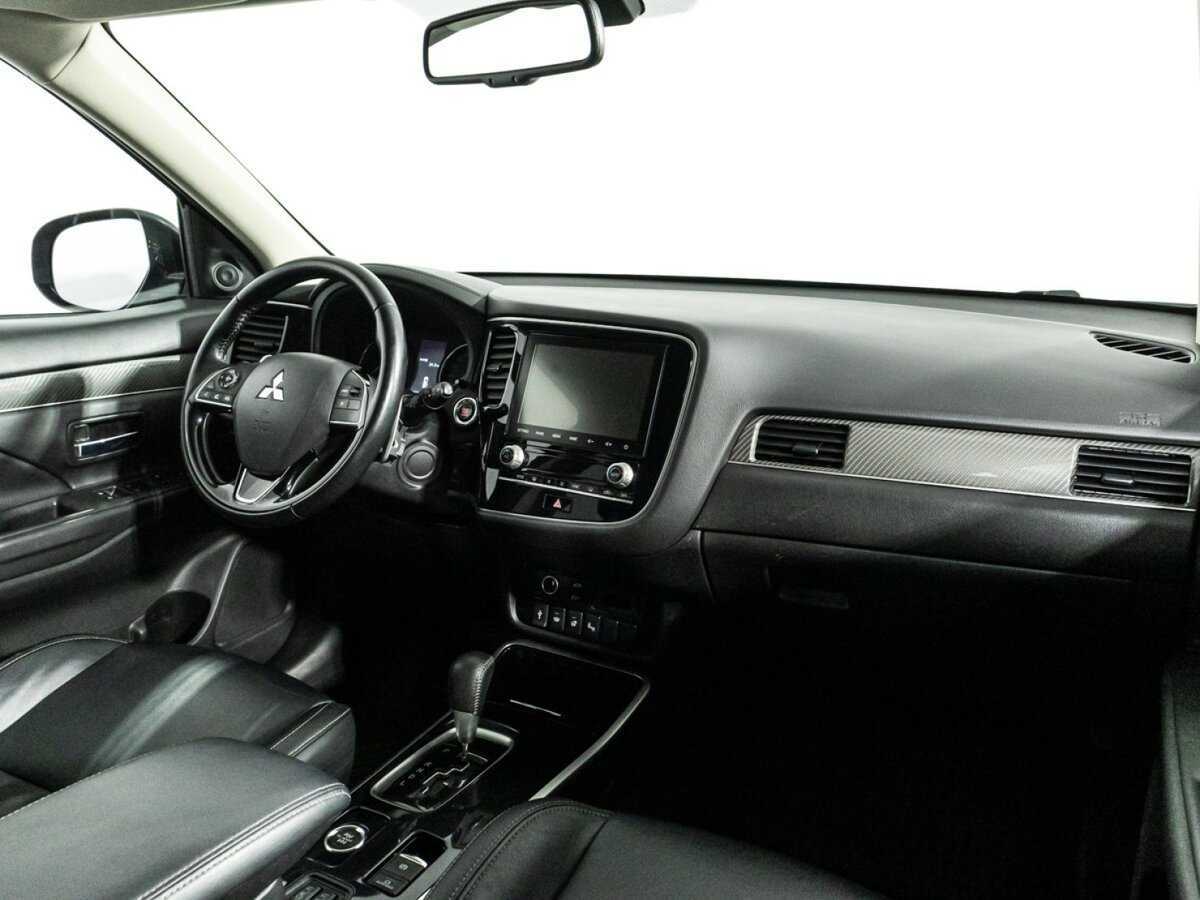Купить Mitsubishi Outlander с пробегом. Фото: #8
