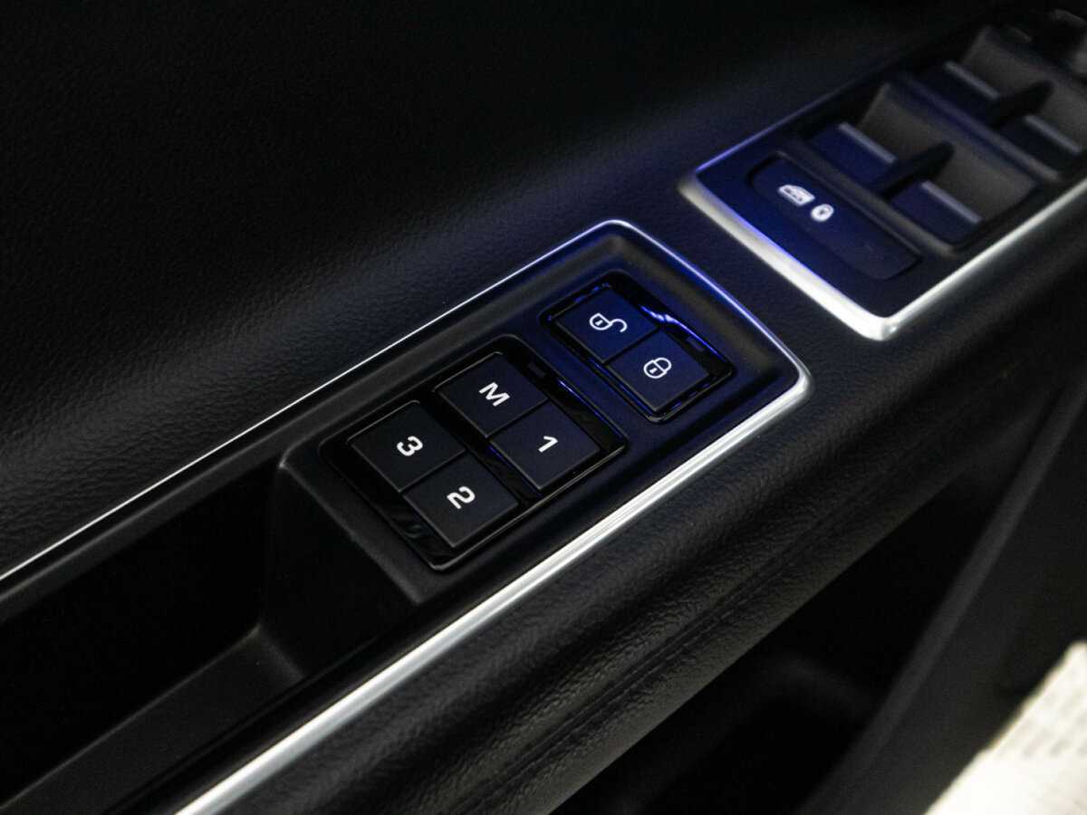 Купить Jaguar XF с пробегом. Фото: #16