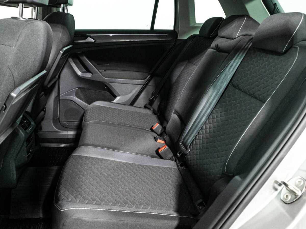 Купить Volkswagen Tiguan с пробегом. Фото: #9