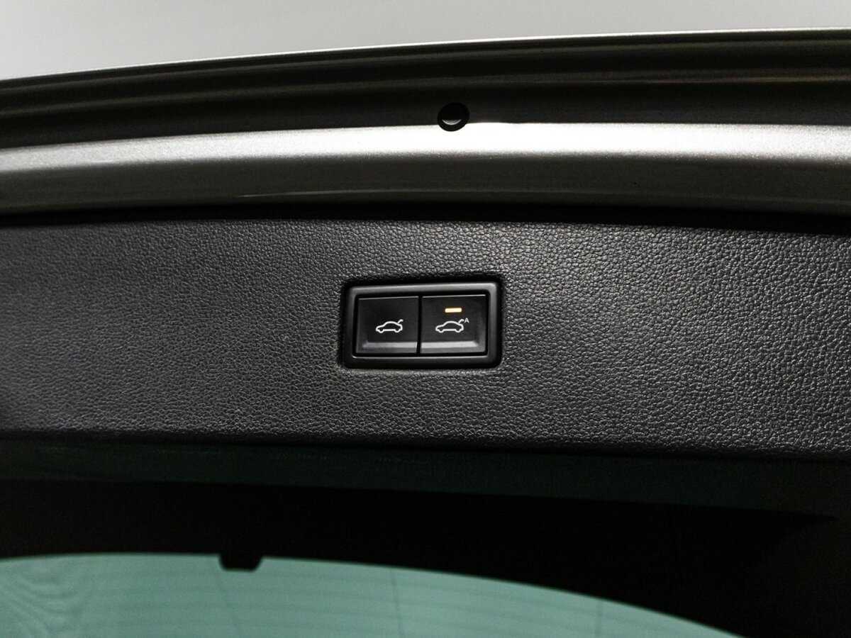 Купить Volkswagen Tiguan с пробегом. Фото: #15