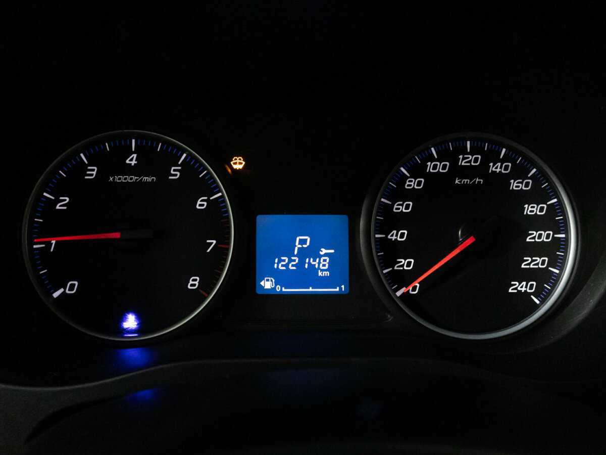 Купить Mitsubishi Outlander с пробегом. Фото: #11