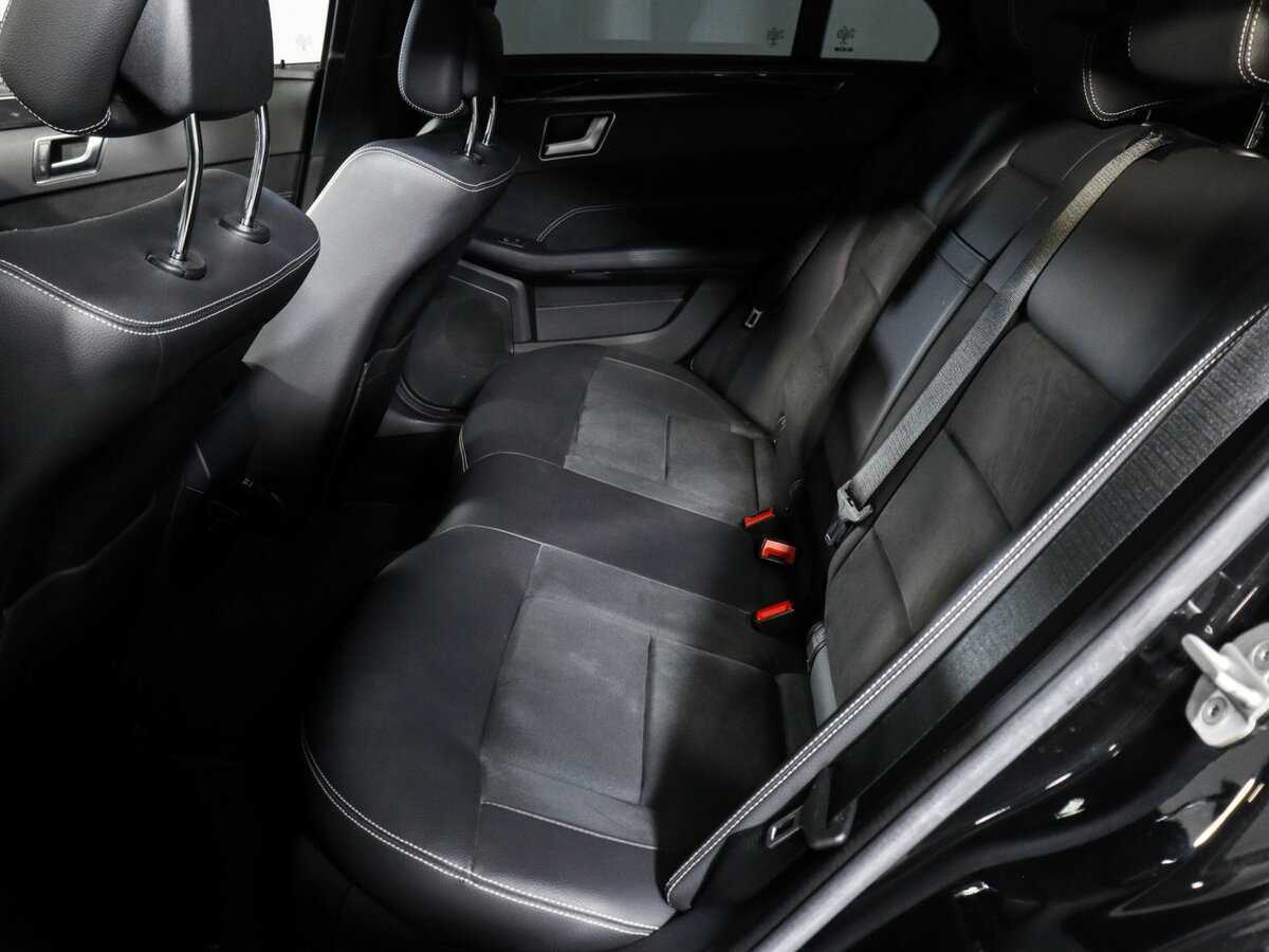 Купить Mercedes-Benz E-Класс с пробегом. Фото: #9