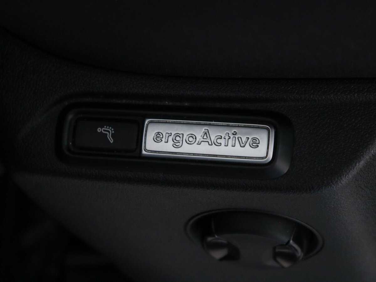 Купить Volkswagen Tiguan с пробегом. Фото: #14