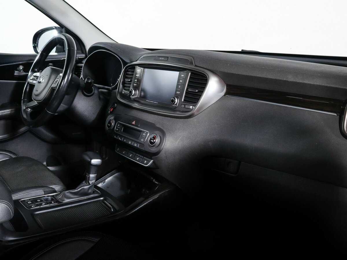 Купить Kia Sorento с пробегом. Фото: #5