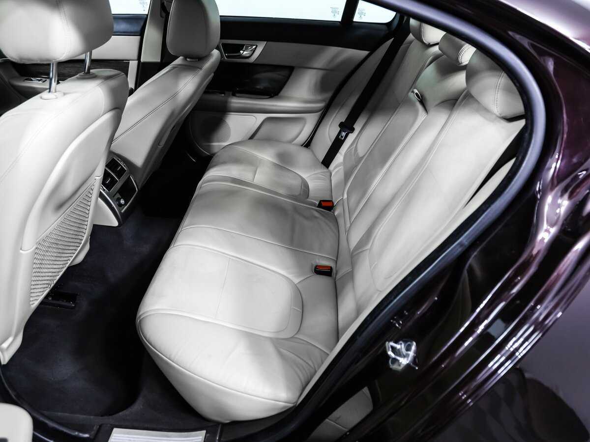 Купить Jaguar XF с пробегом. Фото: #12