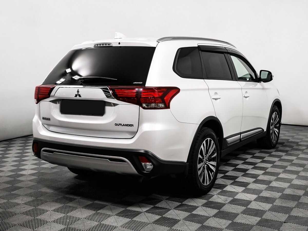 Купить Mitsubishi Outlander с пробегом. Фото: #4