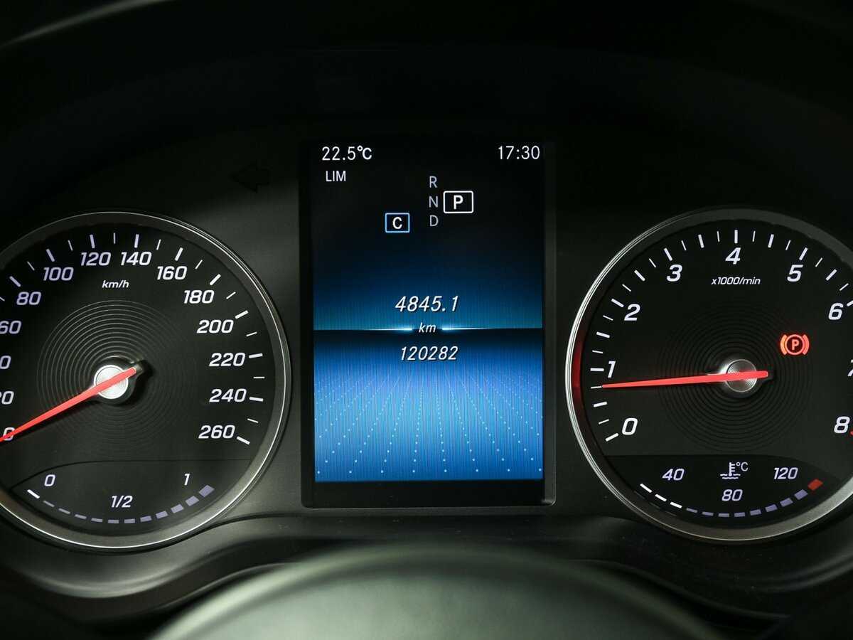 Купить Mercedes-Benz C-Класс с пробегом. Фото: #8