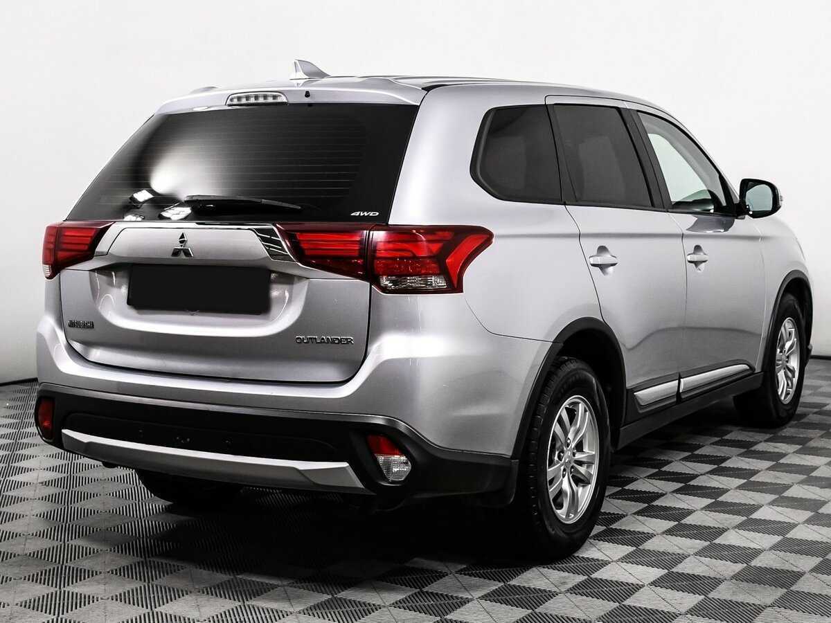 Купить Mitsubishi Outlander с пробегом. Фото: #4