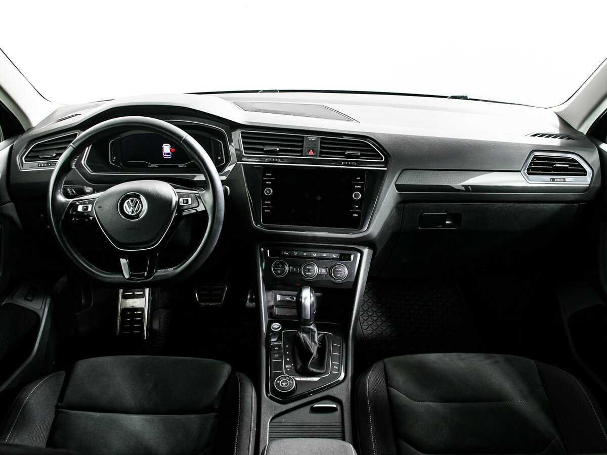 Купить Volkswagen Tiguan с пробегом. Фото: #8