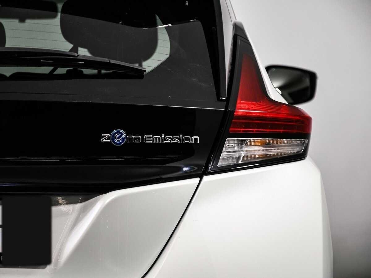 Купить Nissan Leaf с пробегом. Фото: #13