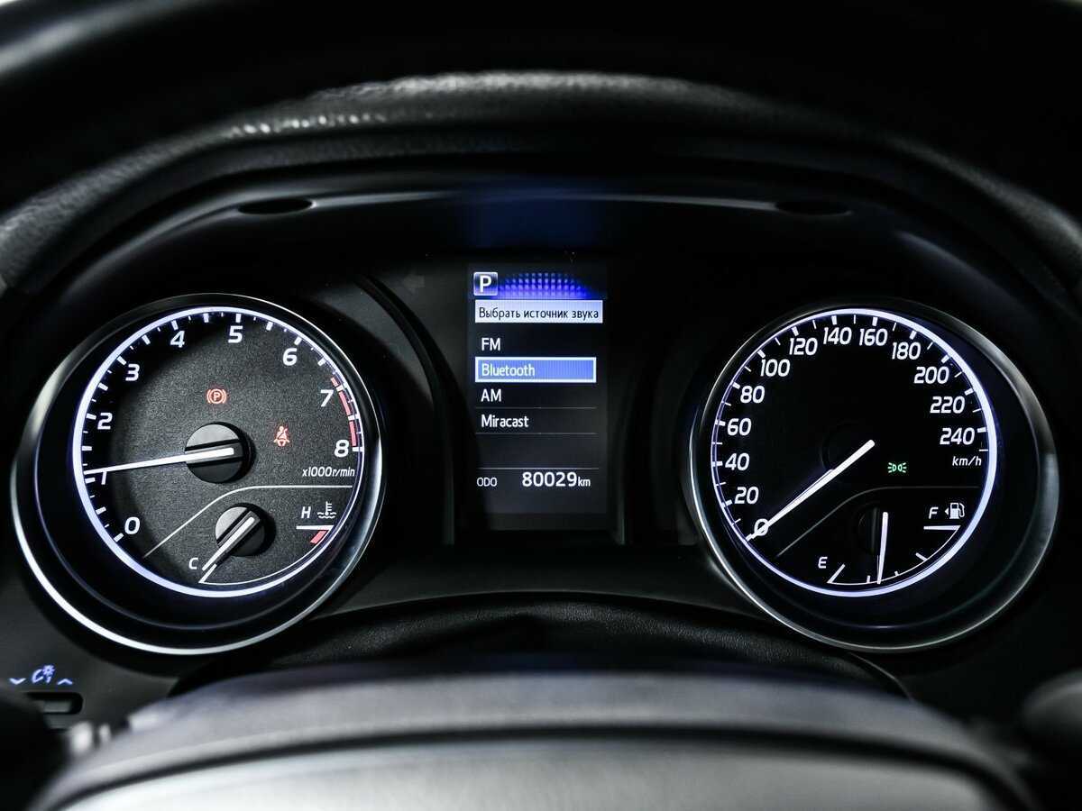 Купить Toyota Camry с пробегом. Фото: #9
