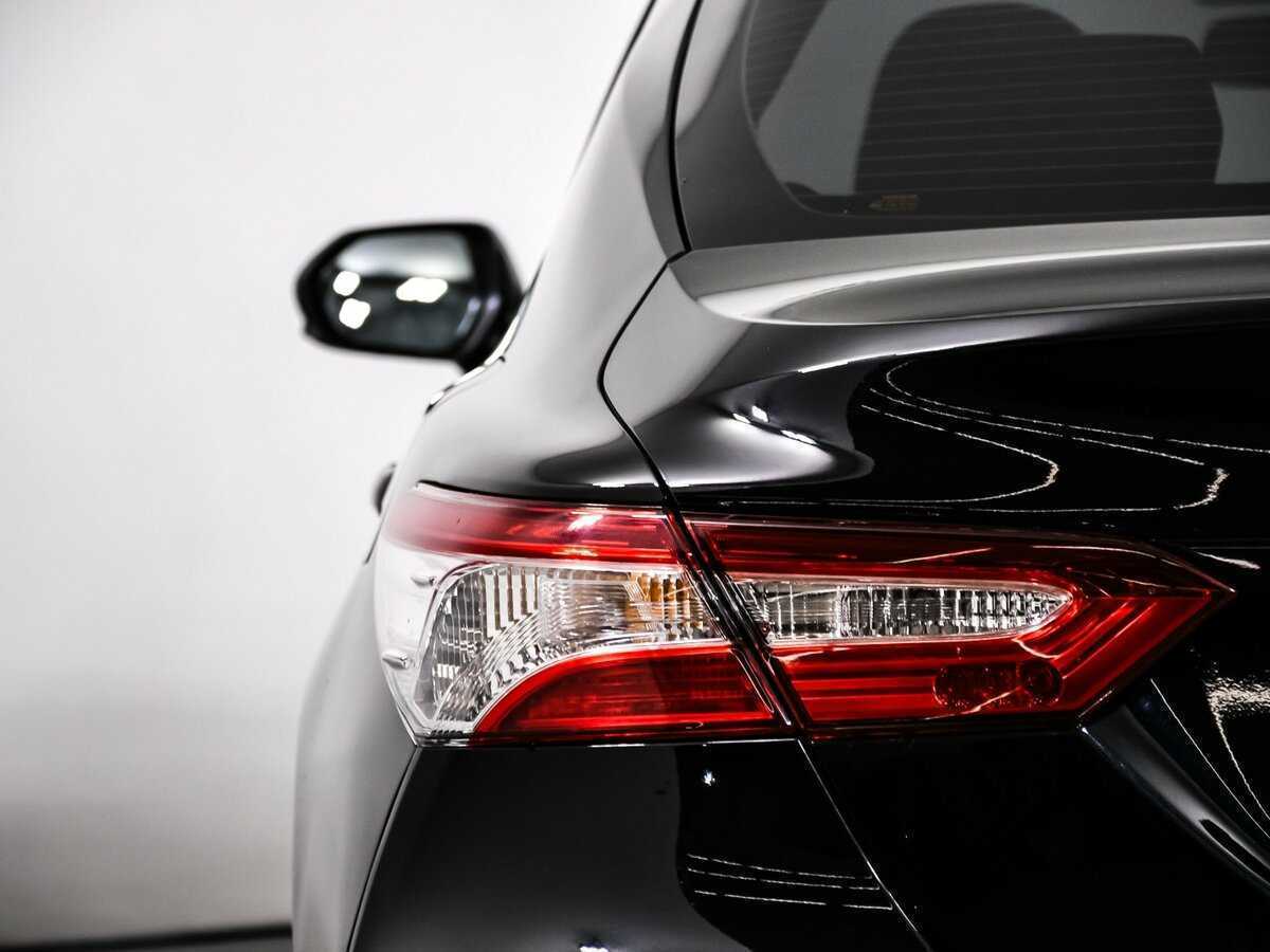 Купить Toyota Camry с пробегом. Фото: #15