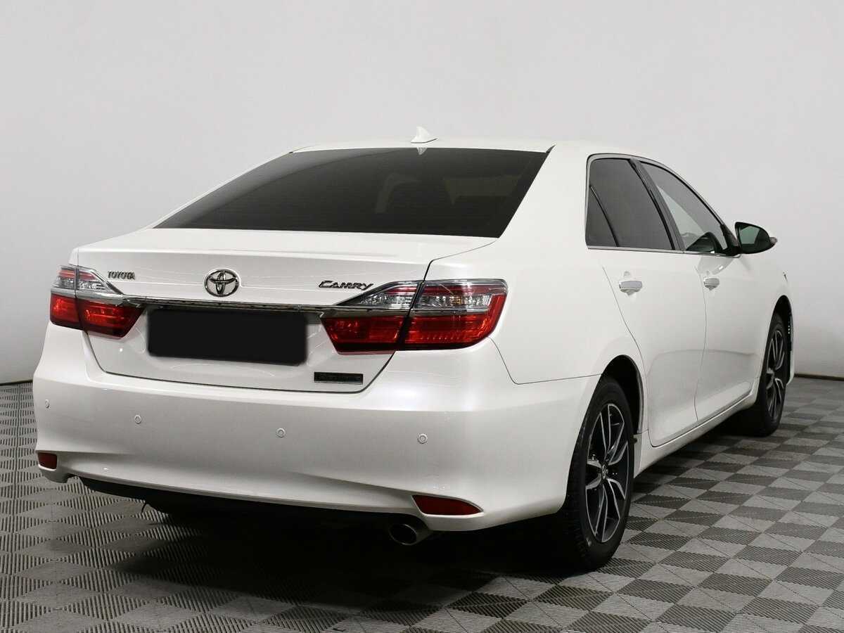 Купить Toyota Camry с пробегом. Фото: #3