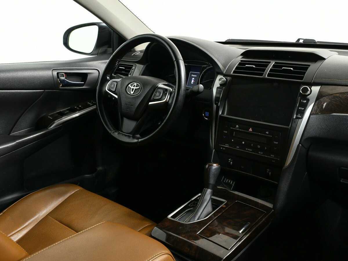 Купить Toyota Camry с пробегом. Фото: #6