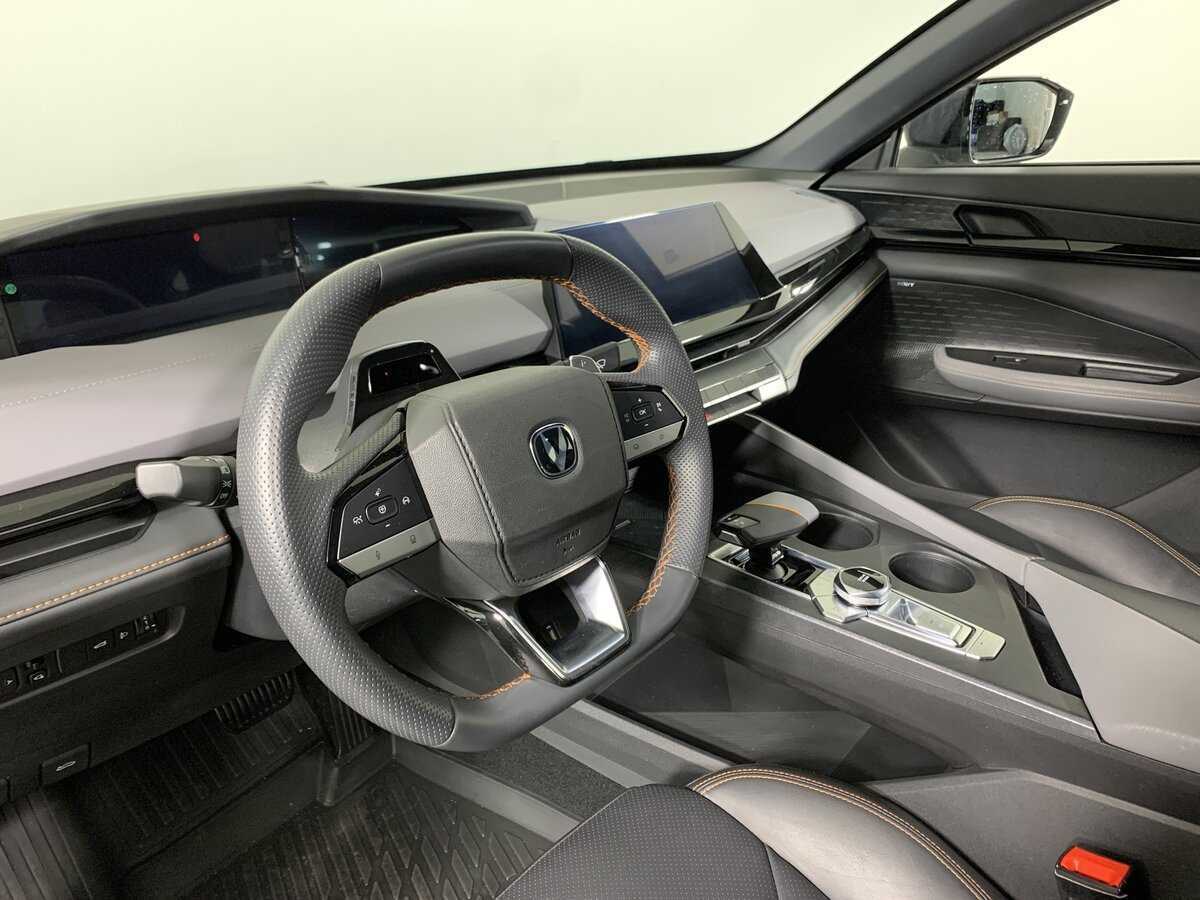 Купить Changan UNI-V с пробегом. Фото: #11