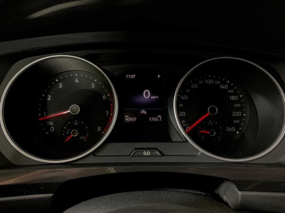 Купить Volkswagen Tiguan с пробегом. Фото: #14