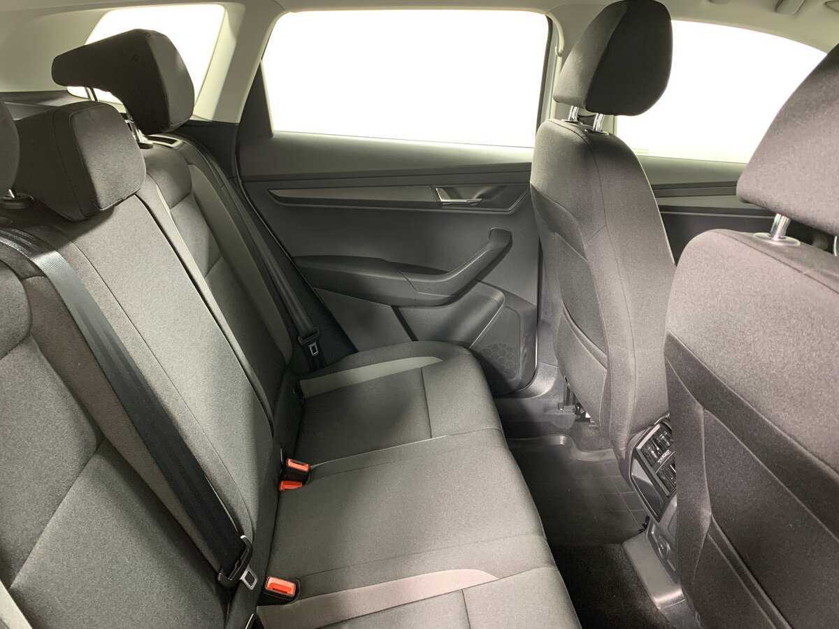 Купить Skoda Karoq с пробегом. Фото: #17