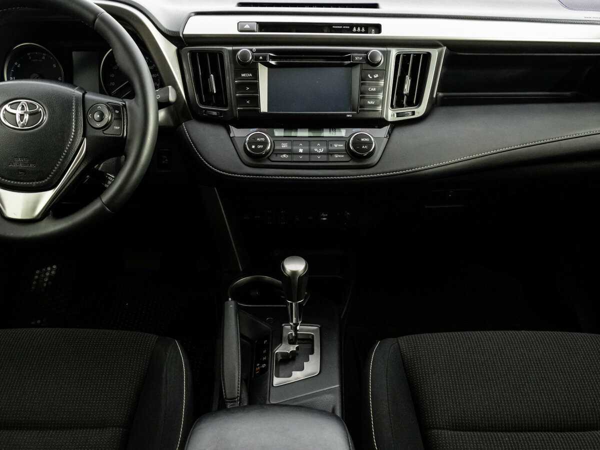 Купить Toyota RAV4 с пробегом. Фото: #11