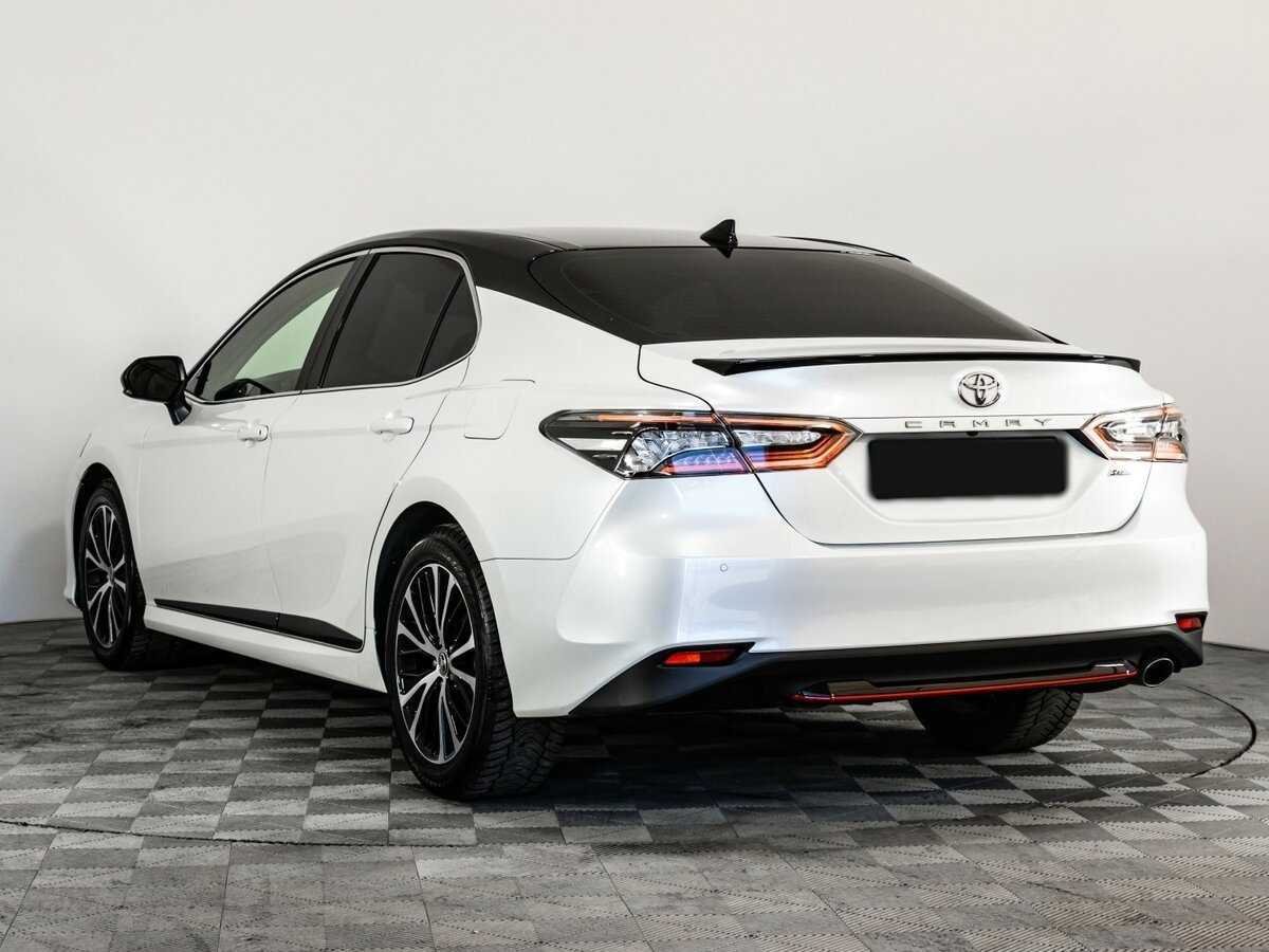Купить Toyota Camry с пробегом. Фото: #5