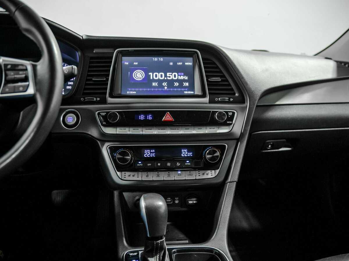 Купить Hyundai Sonata с пробегом. Фото: #10