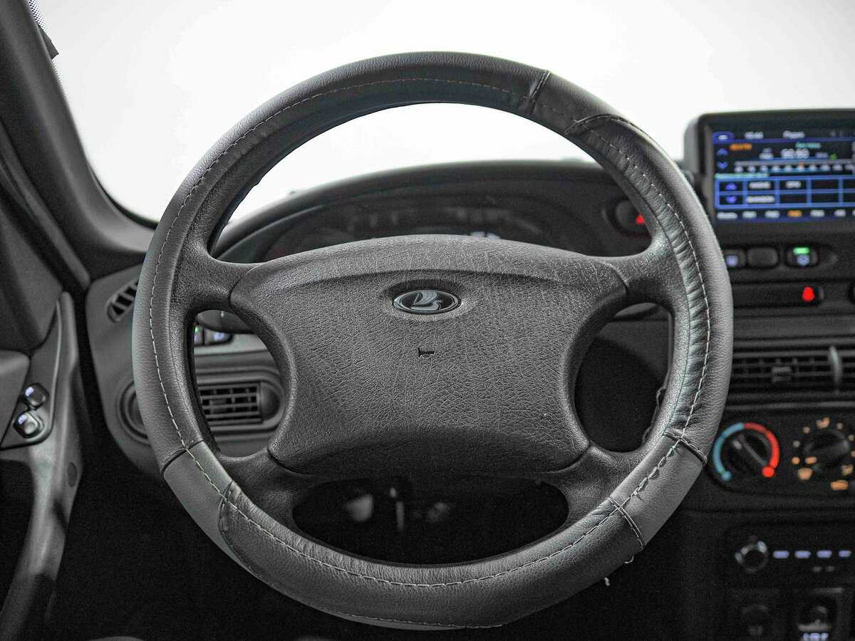 Купить Lada (ВАЗ) Niva с пробегом. Фото: #7