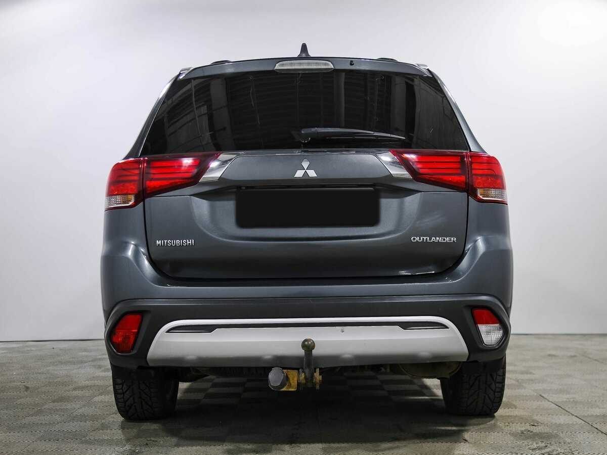 Купить Mitsubishi Outlander с пробегом. Фото: #4
