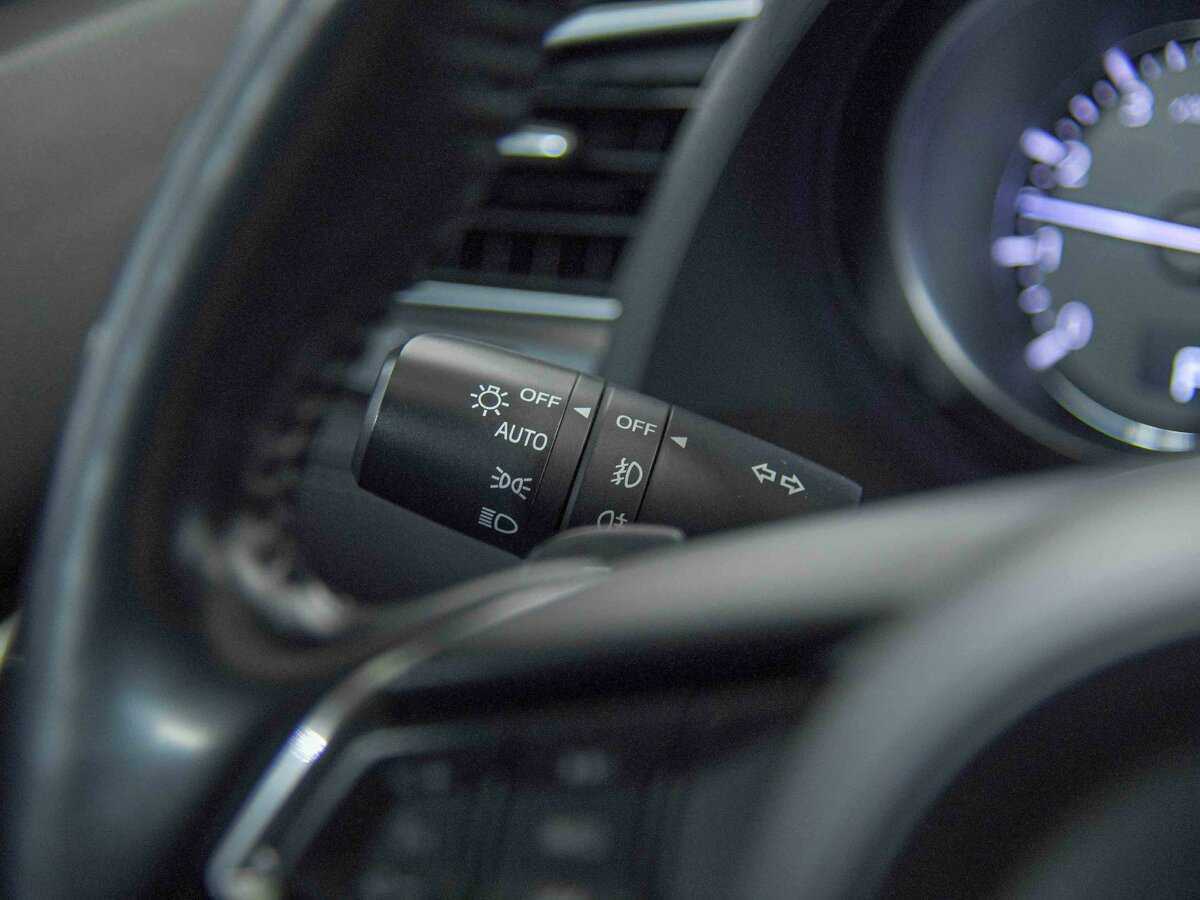 Купить Mazda 6 с пробегом. Фото: #7