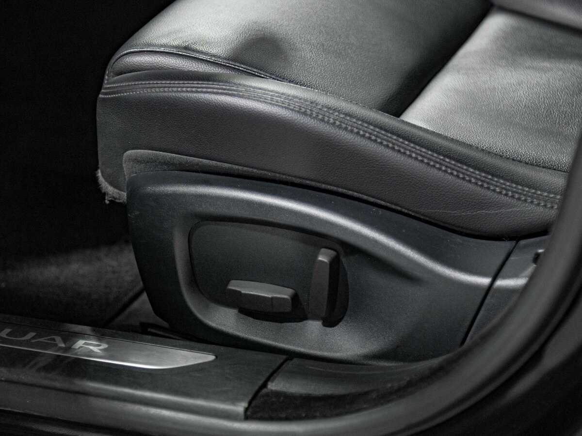 Купить Jaguar XF с пробегом. Фото: #16