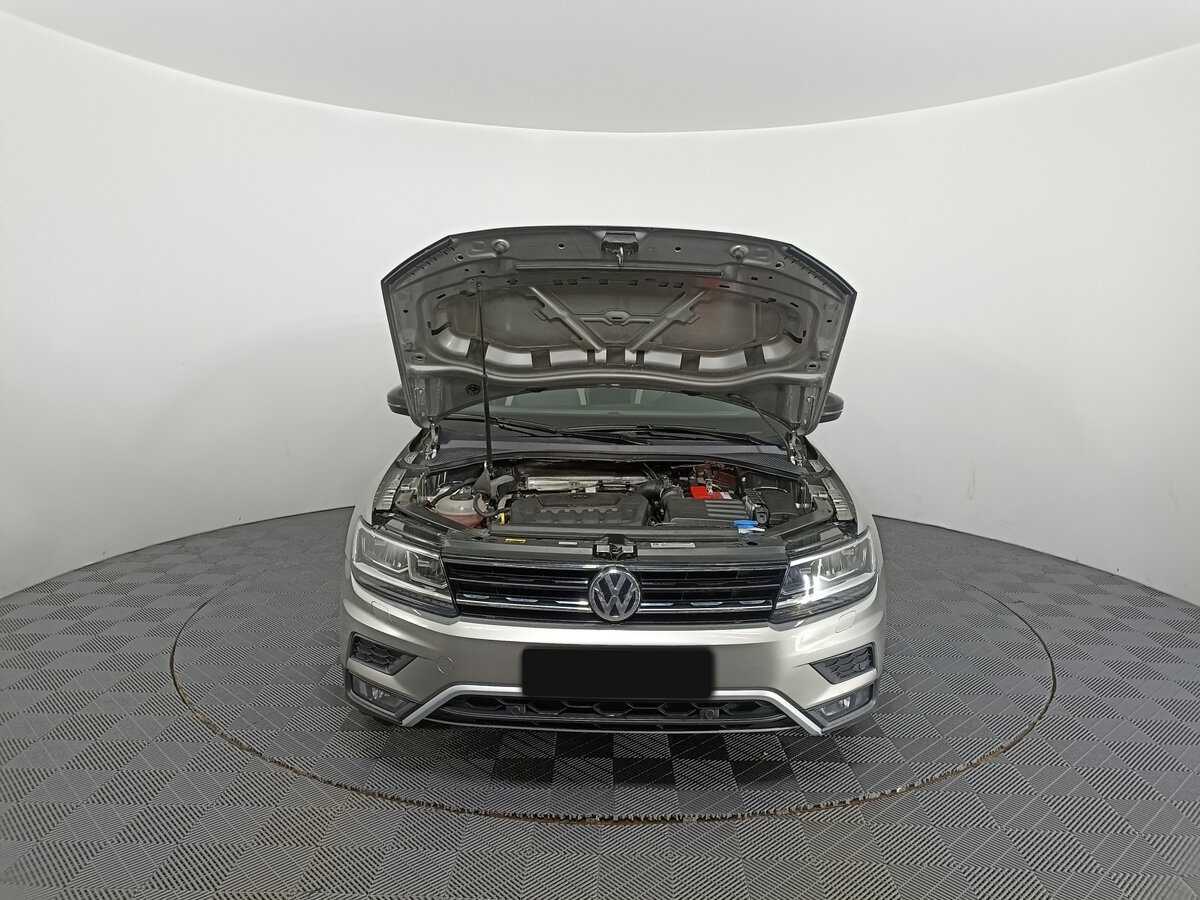 Купить Volkswagen Tiguan с пробегом. Фото: #8