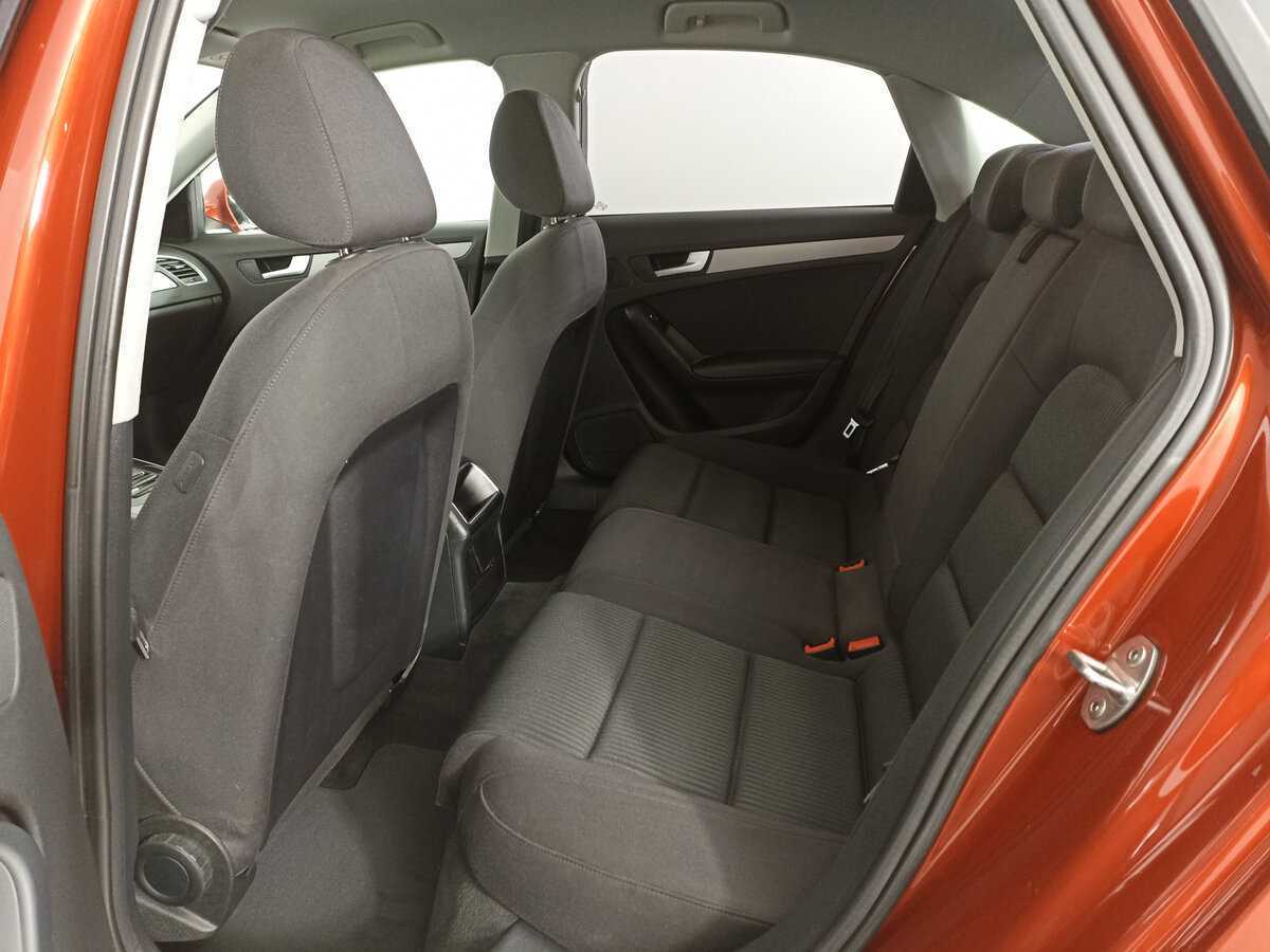 Купить Audi A4 с пробегом. Фото: #8