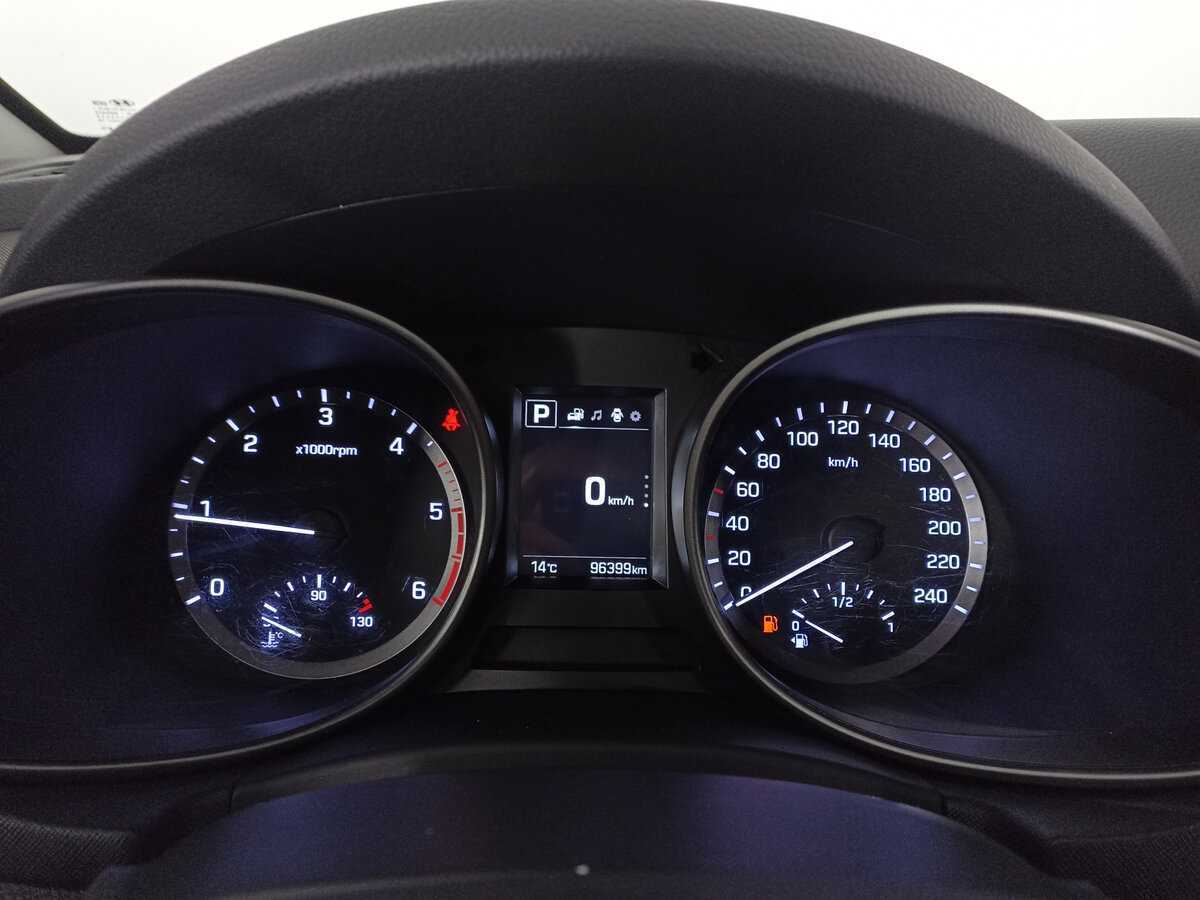 Купить Hyundai Santa Fe с пробегом. Фото: #12