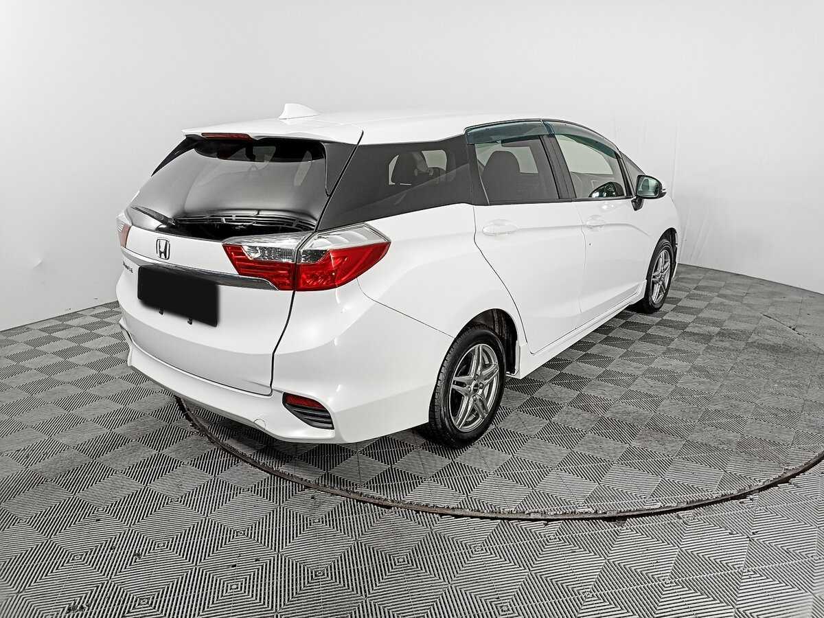 Купить Honda Shuttle с пробегом. Фото: #4