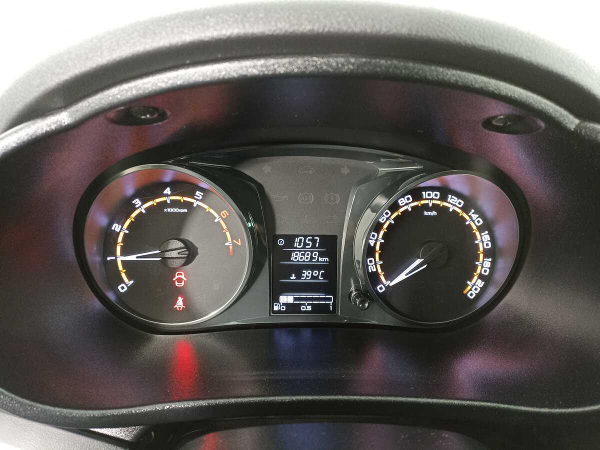 Купить Lada (ВАЗ) Granta с пробегом. Фото: #12