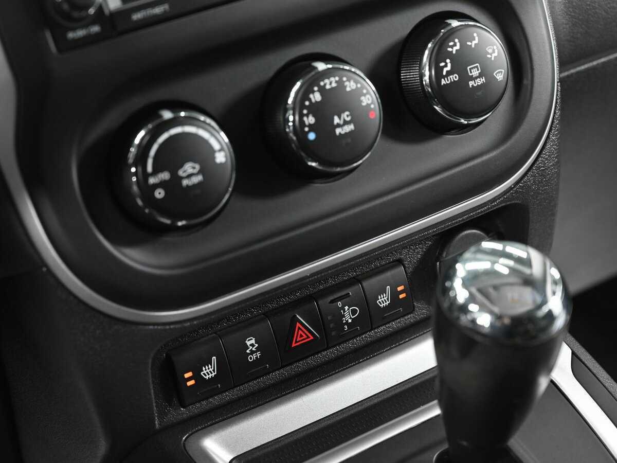 Купить Jeep Compass с пробегом. Фото: #10