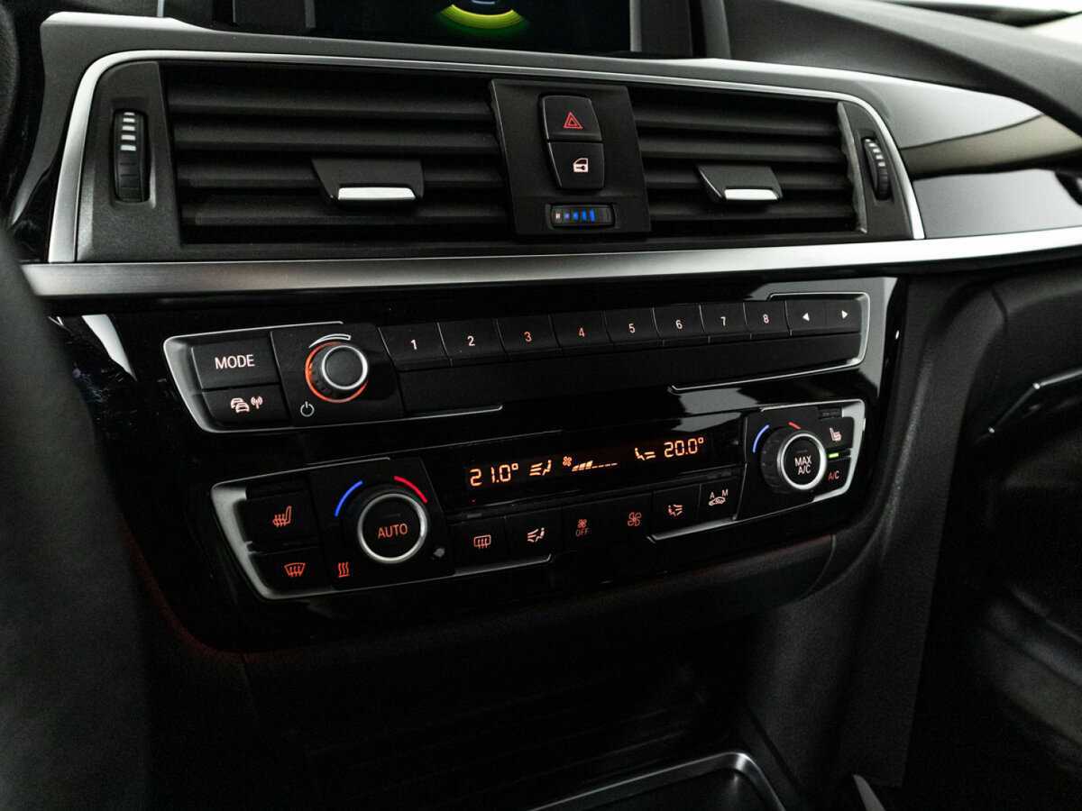 Купить BMW 3 серии с пробегом. Фото: #16